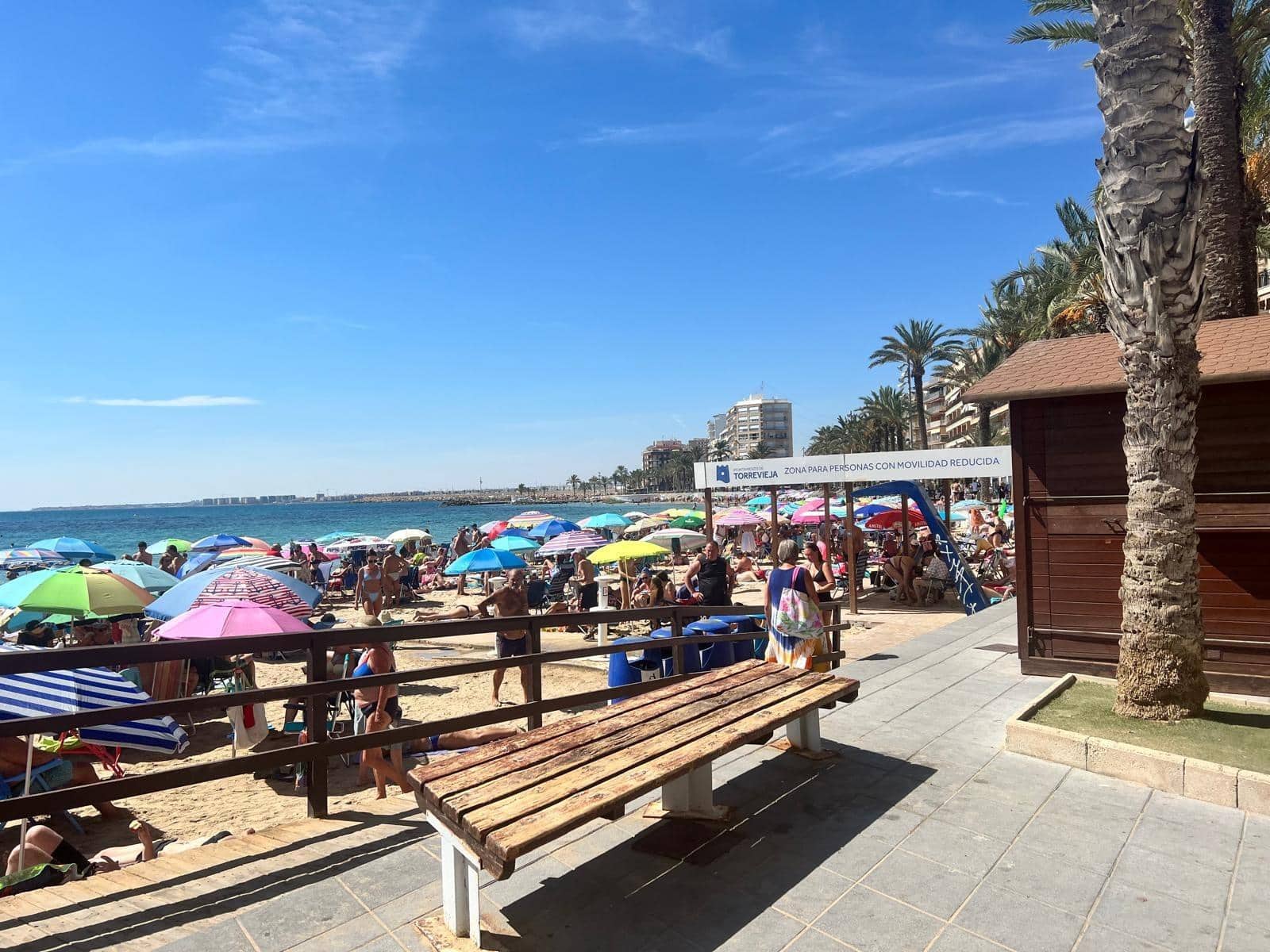 3 bedroom Flat for sale in Torrevieja - € 290,000 (Ref: 9470970)