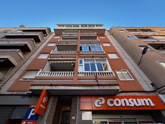 2 slaapkamer Penthouse te koop in Centro, Torrevieja - € 125.000 (Ref: 9470974)