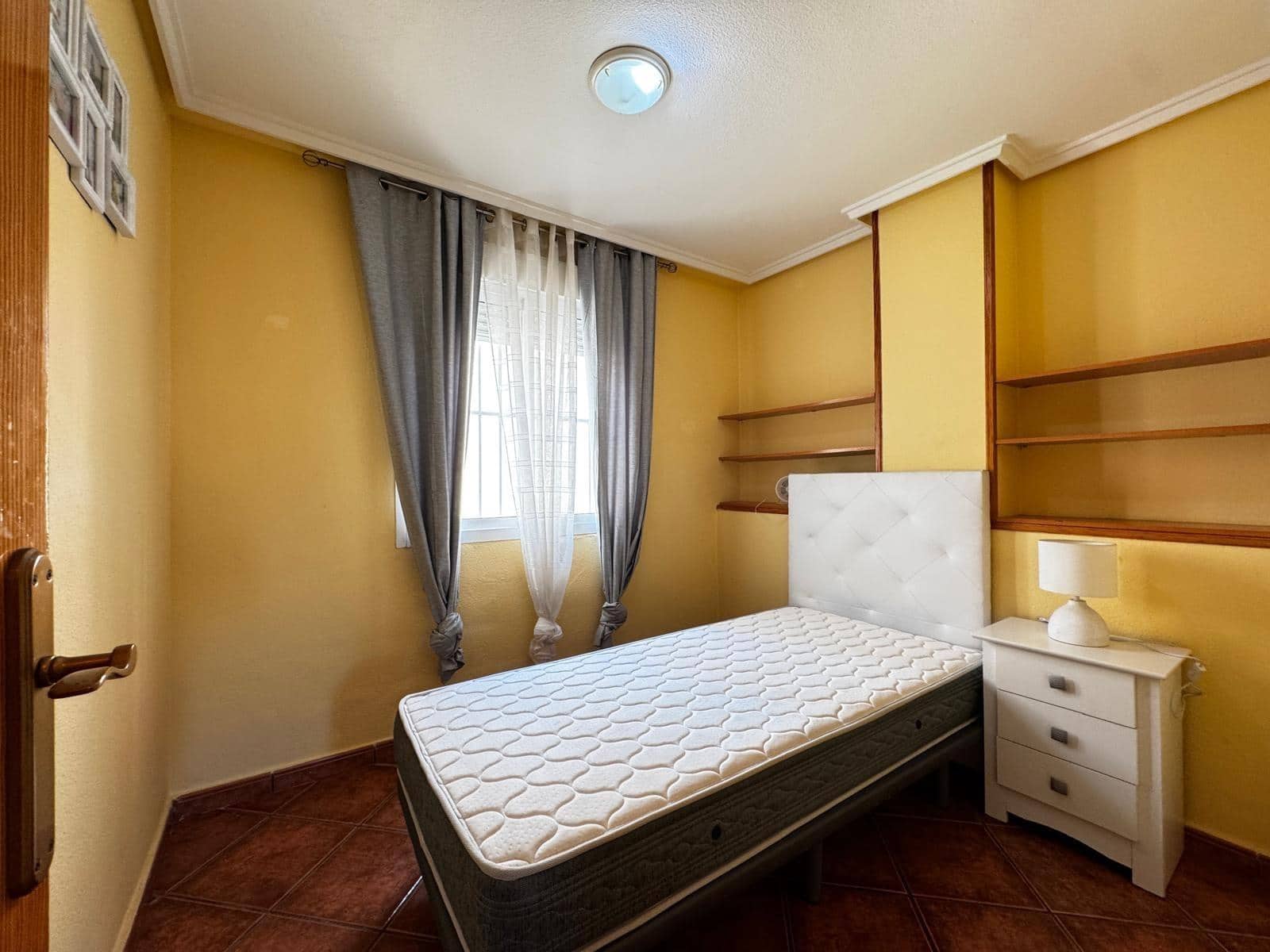 2 camera da letto Attico in vendita in Torrevieja - 125.000 € (Rif: 9470974)