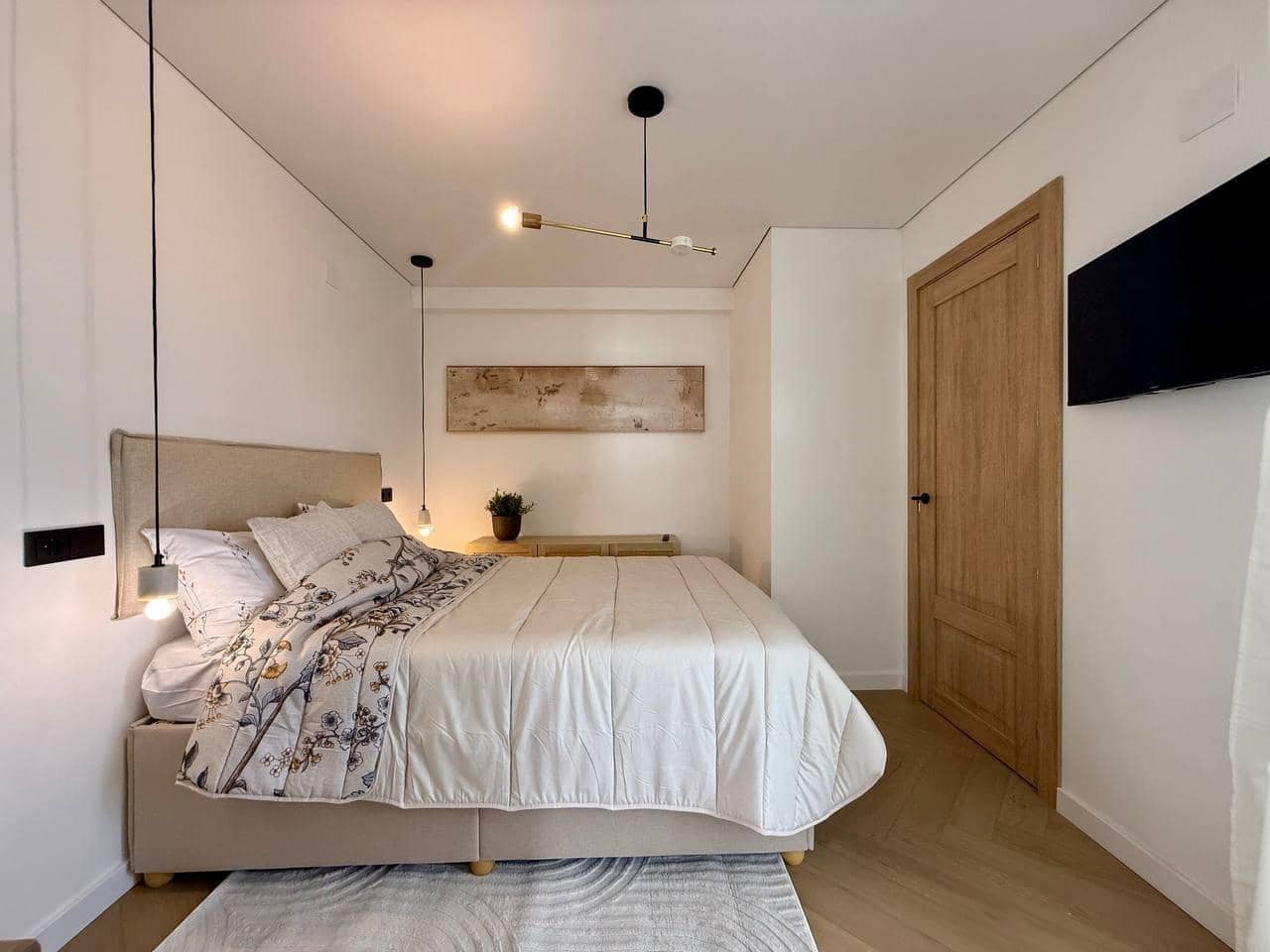 3 bedroom Apartment for sale in Torrevieja with garage - € 399,000 (Ref: 9470976)