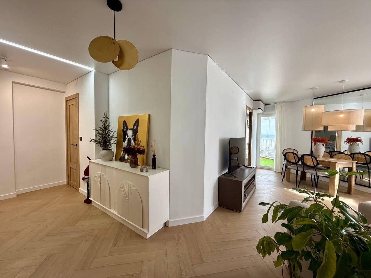 3 bedroom Apartment for sale in Torrevieja with garage - € 399,000 (Ref: 9470976)