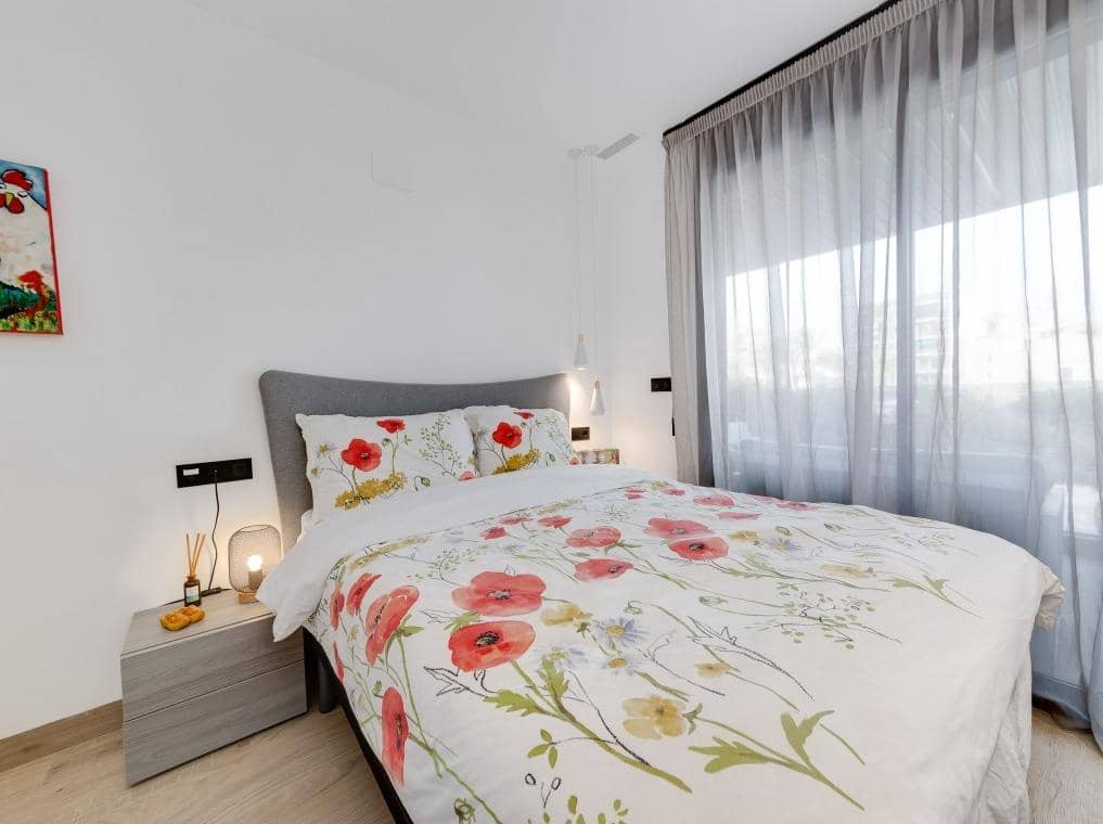 3 bedroom Apartment for sale in La Mata with garage - € 449,000 (Ref: 9470978)