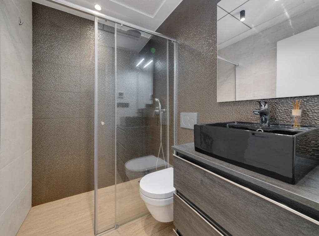 3 bedroom Apartment for sale in La Mata with garage - € 449,000 (Ref: 9470978)