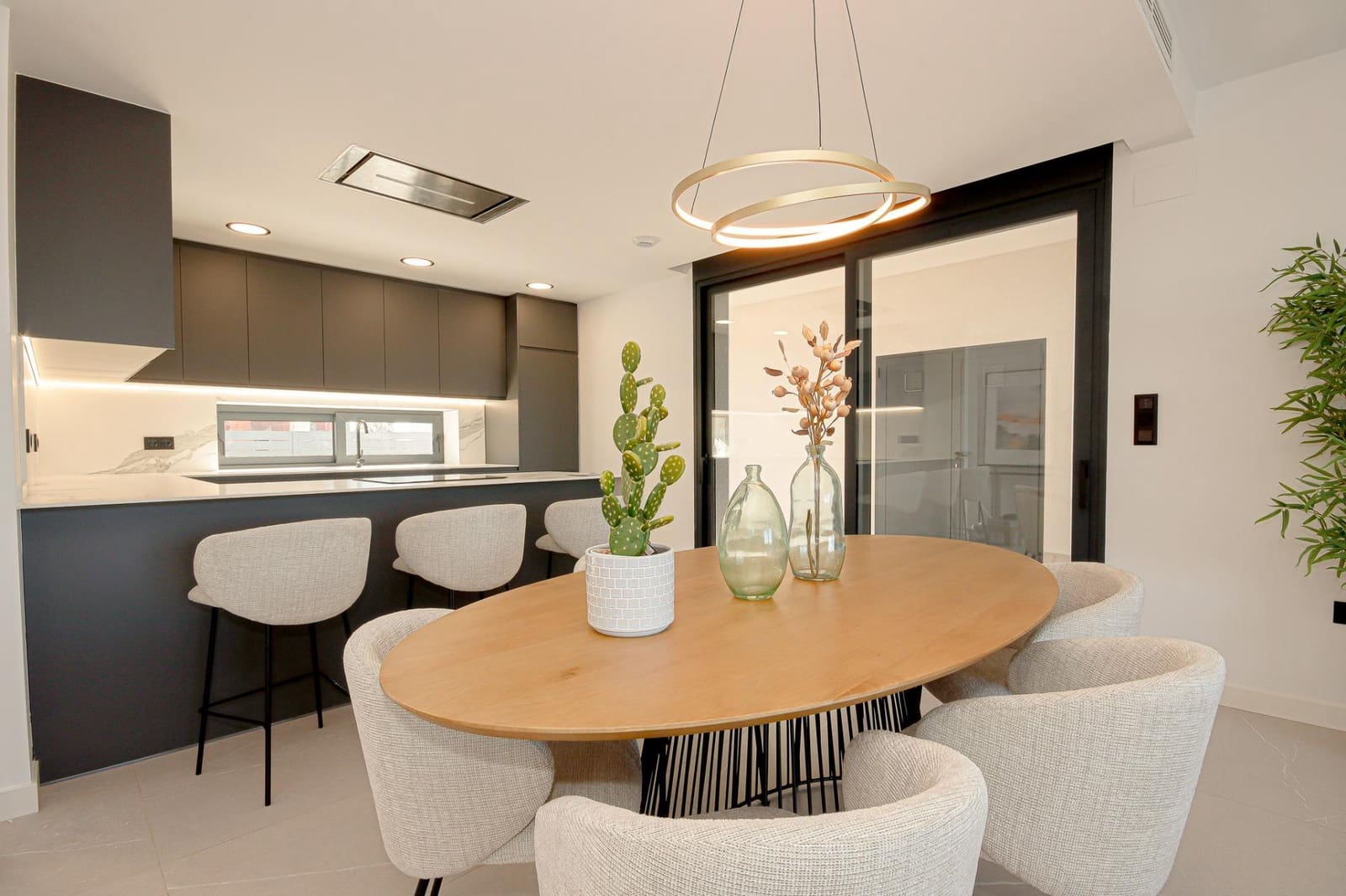 Chalet de 3 habitaciones en Aguas Nuevas en venta con piscina garaje - 595.000 € (Ref: 9471229)