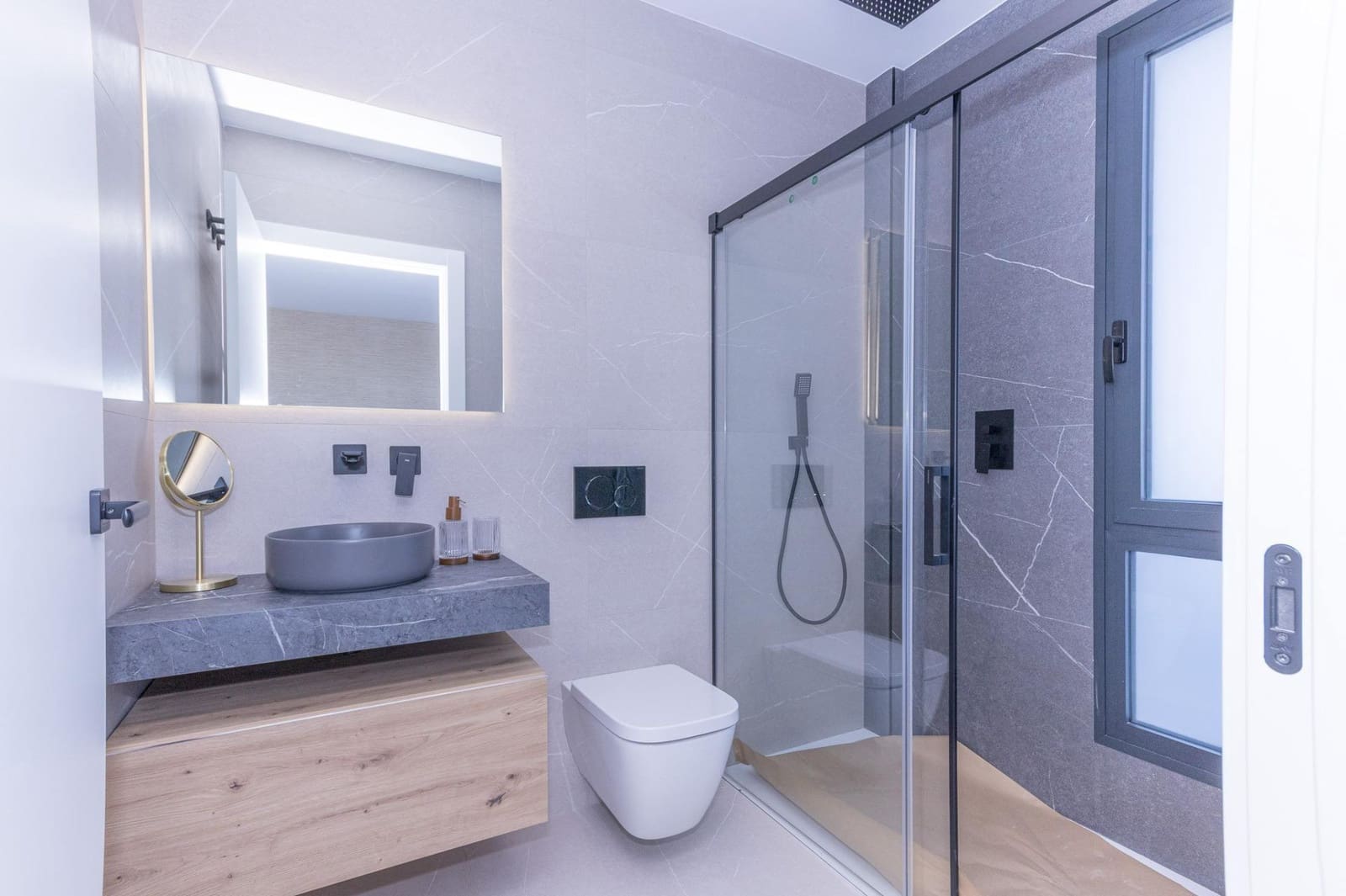 Chalet de 3 habitaciones en Aguas Nuevas en venta con piscina garaje - 595.000 € (Ref: 9471229)