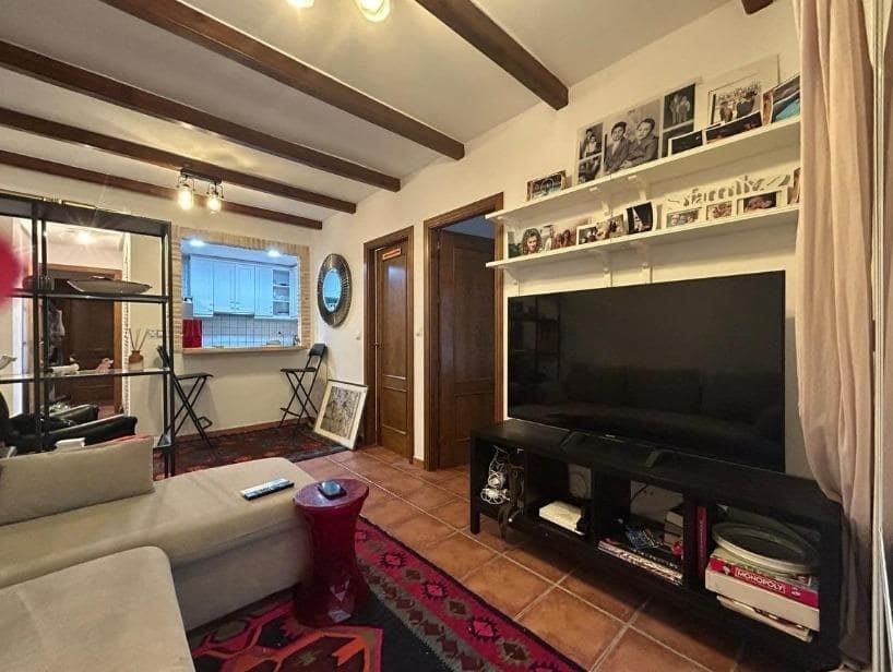 Apartamento de 2 habitaciones en Torrevieja en venta - 130.990 € (Ref: 9471234)