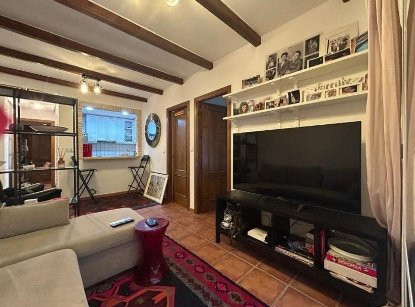 Apartamento de 2 habitaciones en Torrevieja en venta - 130.990 € (Ref: 9471234)