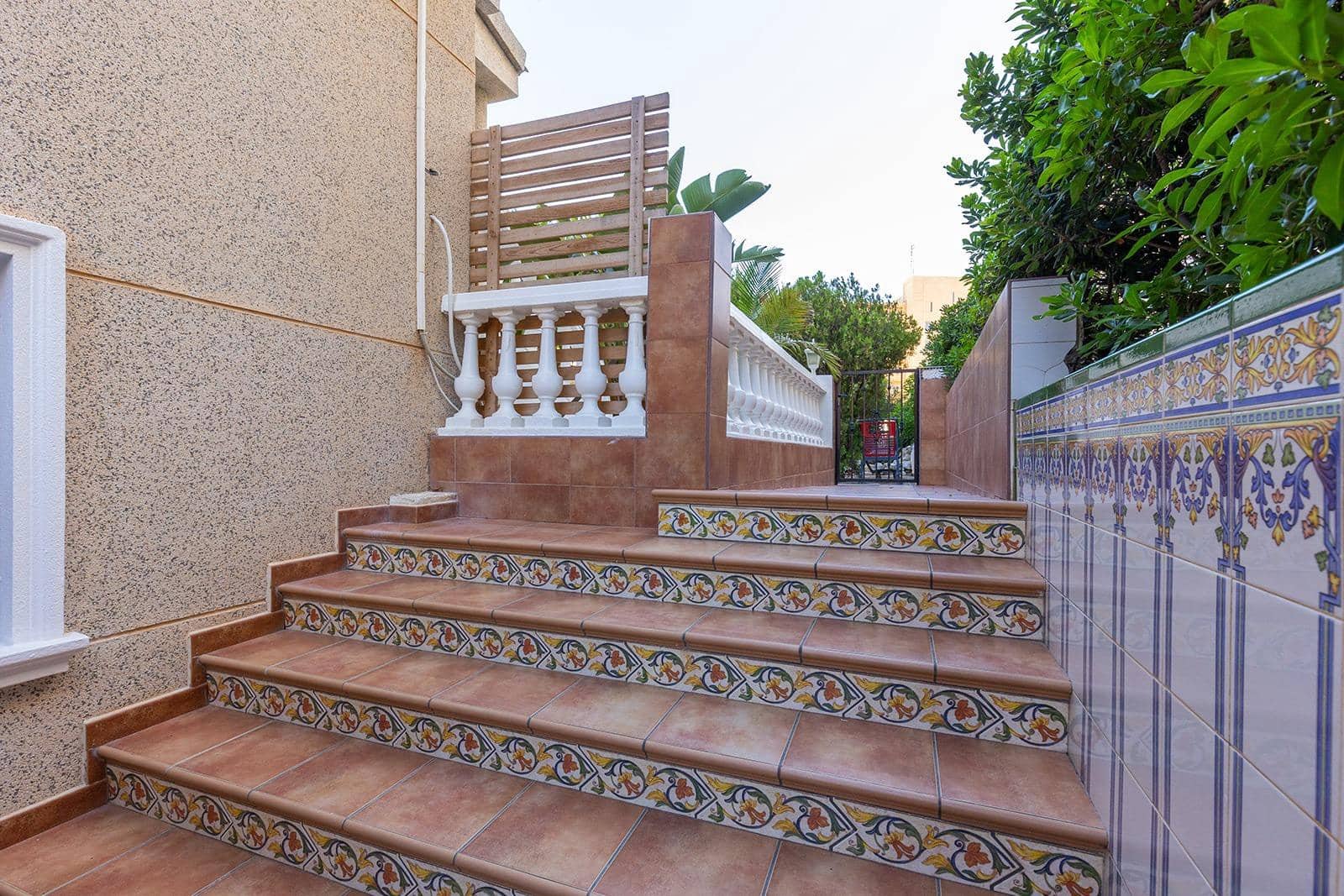 3 makuuhuone Bungalow myytävänä paikassa La Mata - 201 500 € (Ref: 9471235)