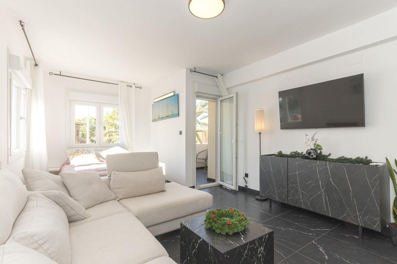 Appartement de 1 chambre à louer à Cabo Roig avec piscine - 700 € (Ref: 9475565)