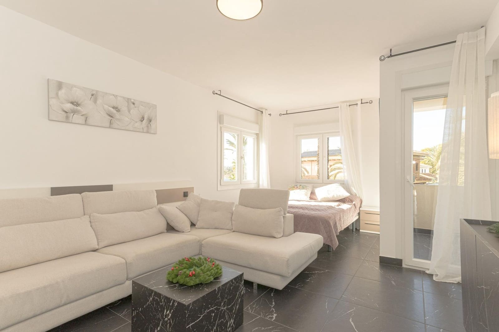 Appartement de 1 chambre à louer à Cabo Roig avec piscine - 700 € (Ref: 9475565)