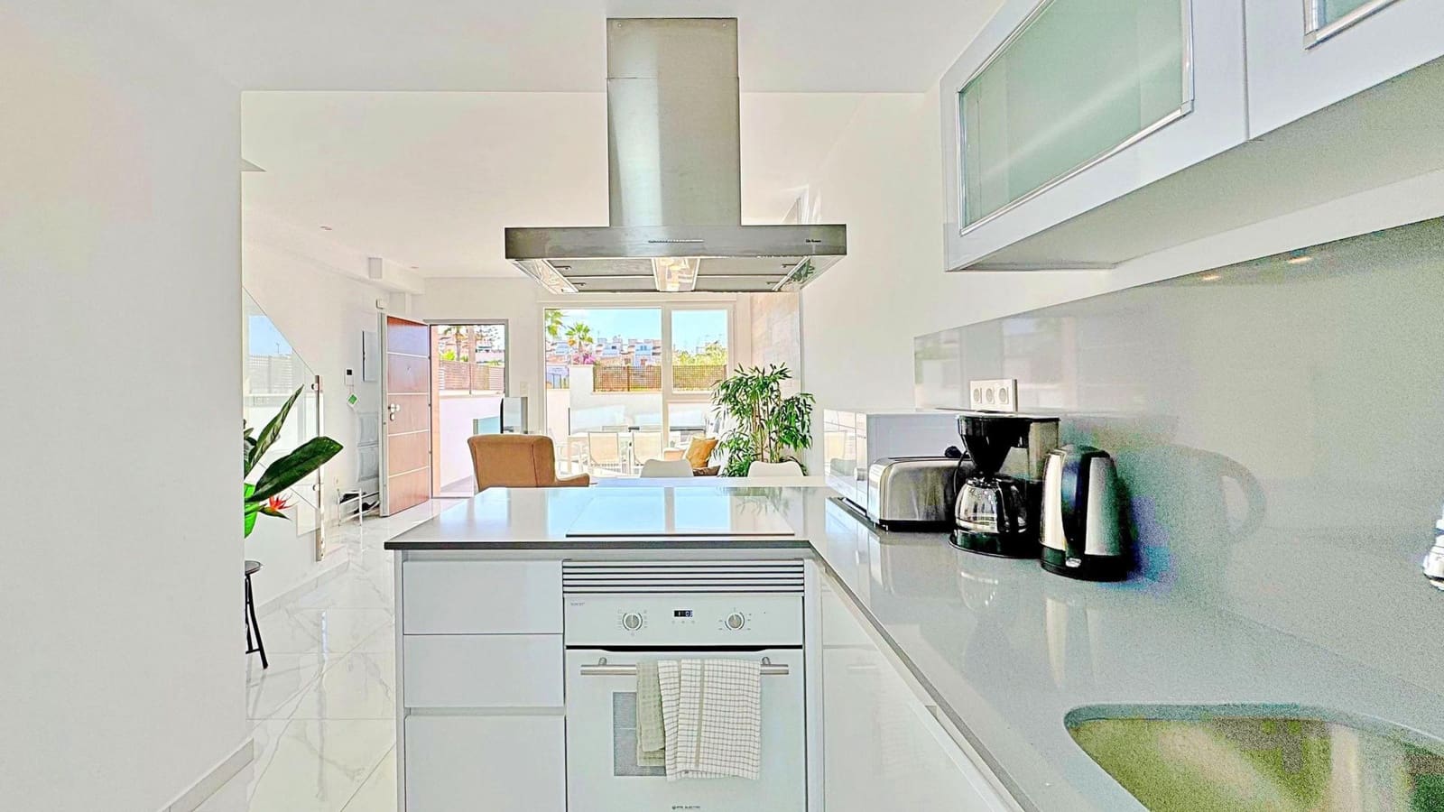 3 camera da letto Villetta a Schiera in vendita in La Siesta con piscina - 339.000 € (Rif: 9478797)