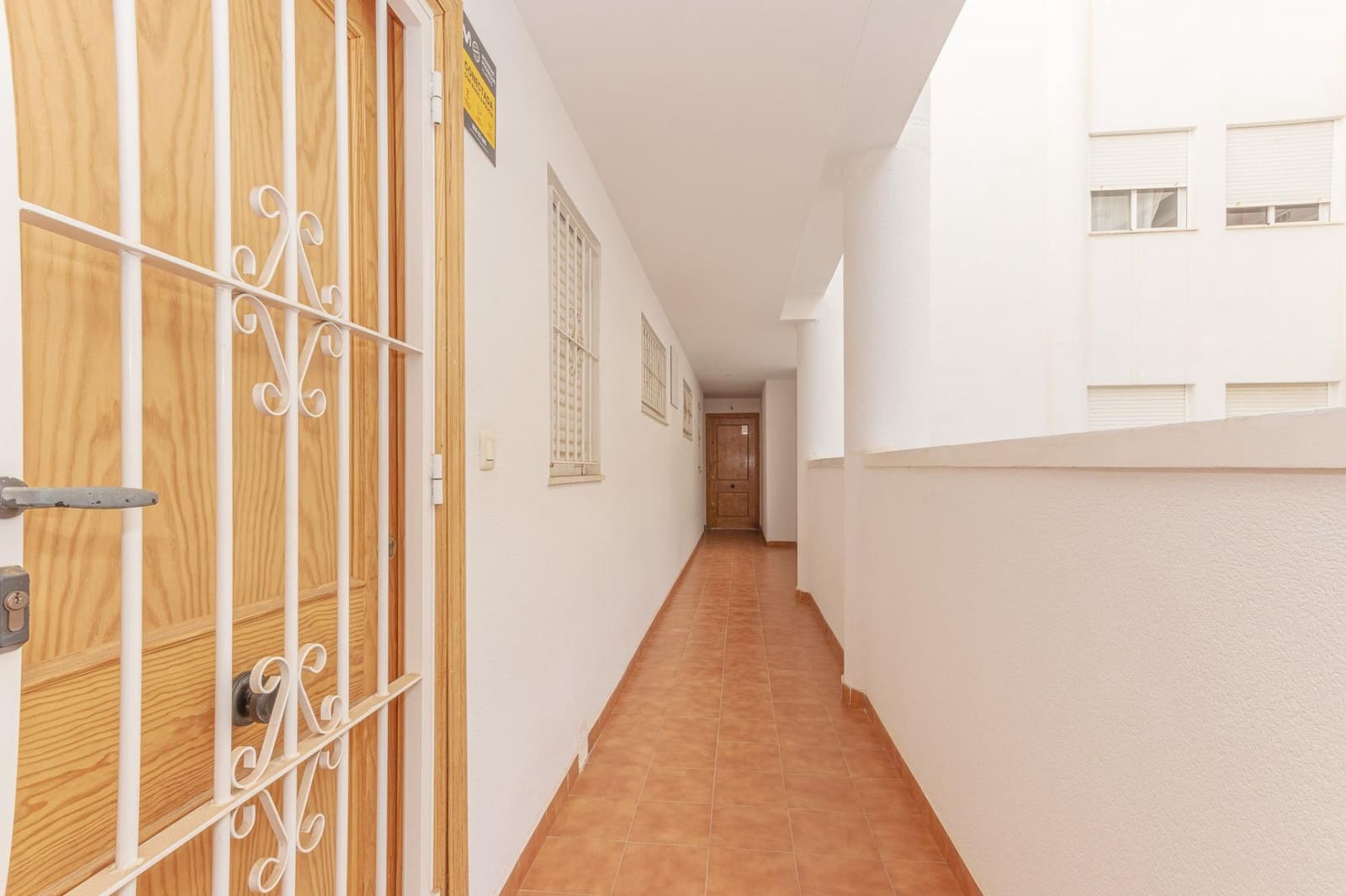 2 soverom Leilighet til salgs i Torrevieja med svømmebasseng - € 125 000 (Ref: 9479198)