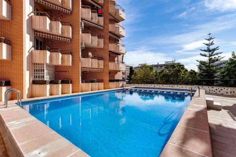 1 camera da letto Appartamento in vendita in Torrevieja con piscina - 126.000 € (Rif: 9479203)