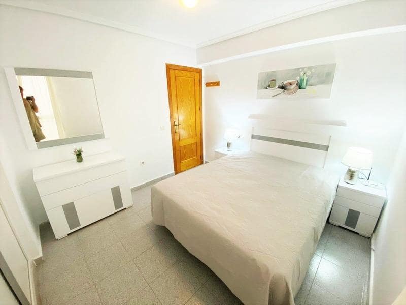 1 camera da letto Appartamento in vendita in Torrevieja con piscina - 126.000 € (Rif: 9479203)