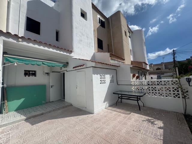 Adosado de 3 habitaciones en Los Frutales, Torrevieja en venta - 219.500 € (Ref: 9483921)