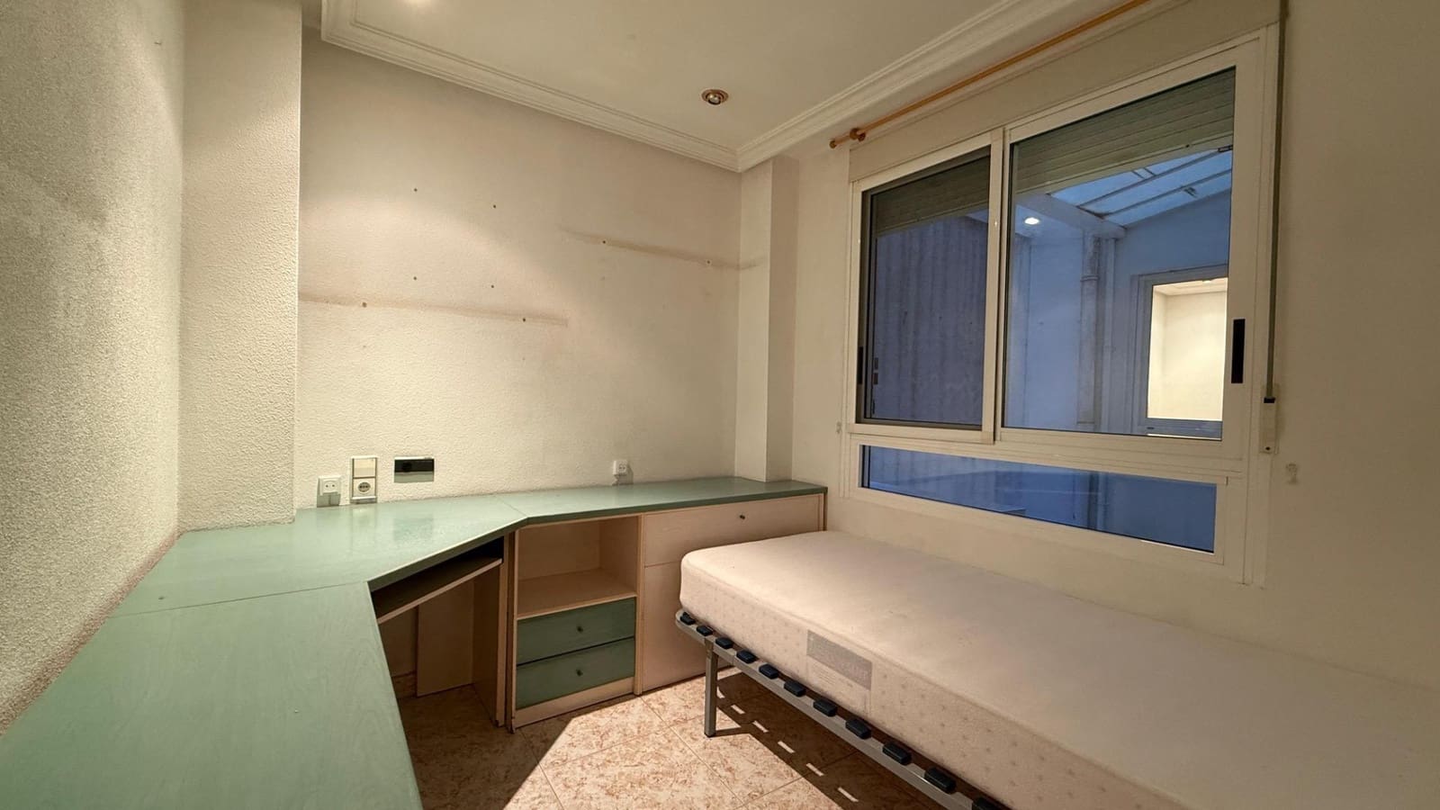 4 slaapkamer Flat te koop in Torrevieja - € 230.000 (Ref: 9483922)