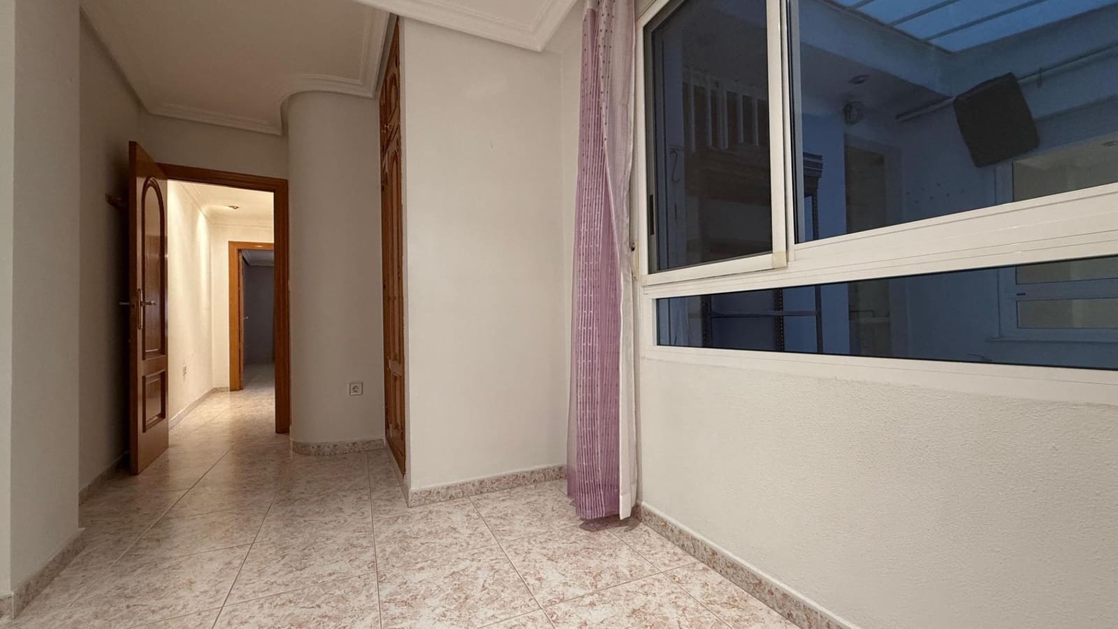 4 slaapkamer Flat te koop in Torrevieja - € 230.000 (Ref: 9483922)