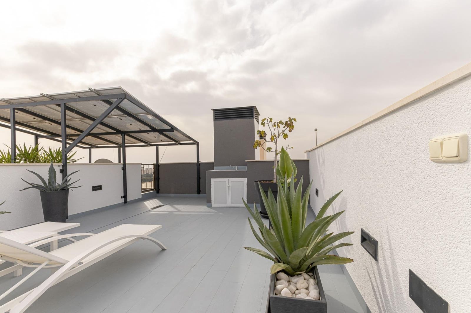 3 soveværelse Villa til salg i Orihuela Costa med swimmingpool garage - € 574.500 (Ref: 9486474)