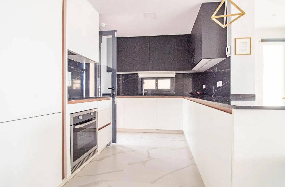 2 soveværelse Lejlighed til salg i San Miguel de Salinas med swimmingpool - € 350.000 (Ref: 9488411)