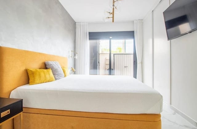 2 soveværelse Lejlighed til salg i San Miguel de Salinas med swimmingpool - € 350.000 (Ref: 9488411)