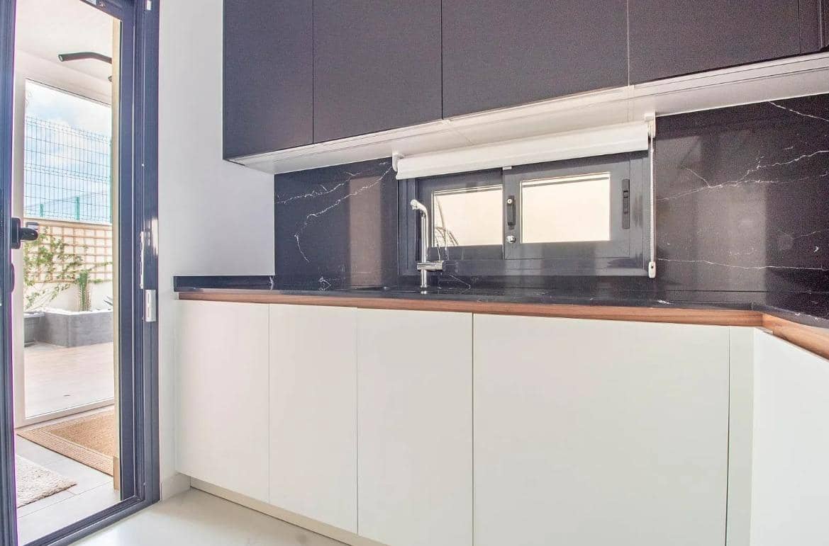 2 soveværelse Lejlighed til salg i San Miguel de Salinas med swimmingpool - € 350.000 (Ref: 9488411)