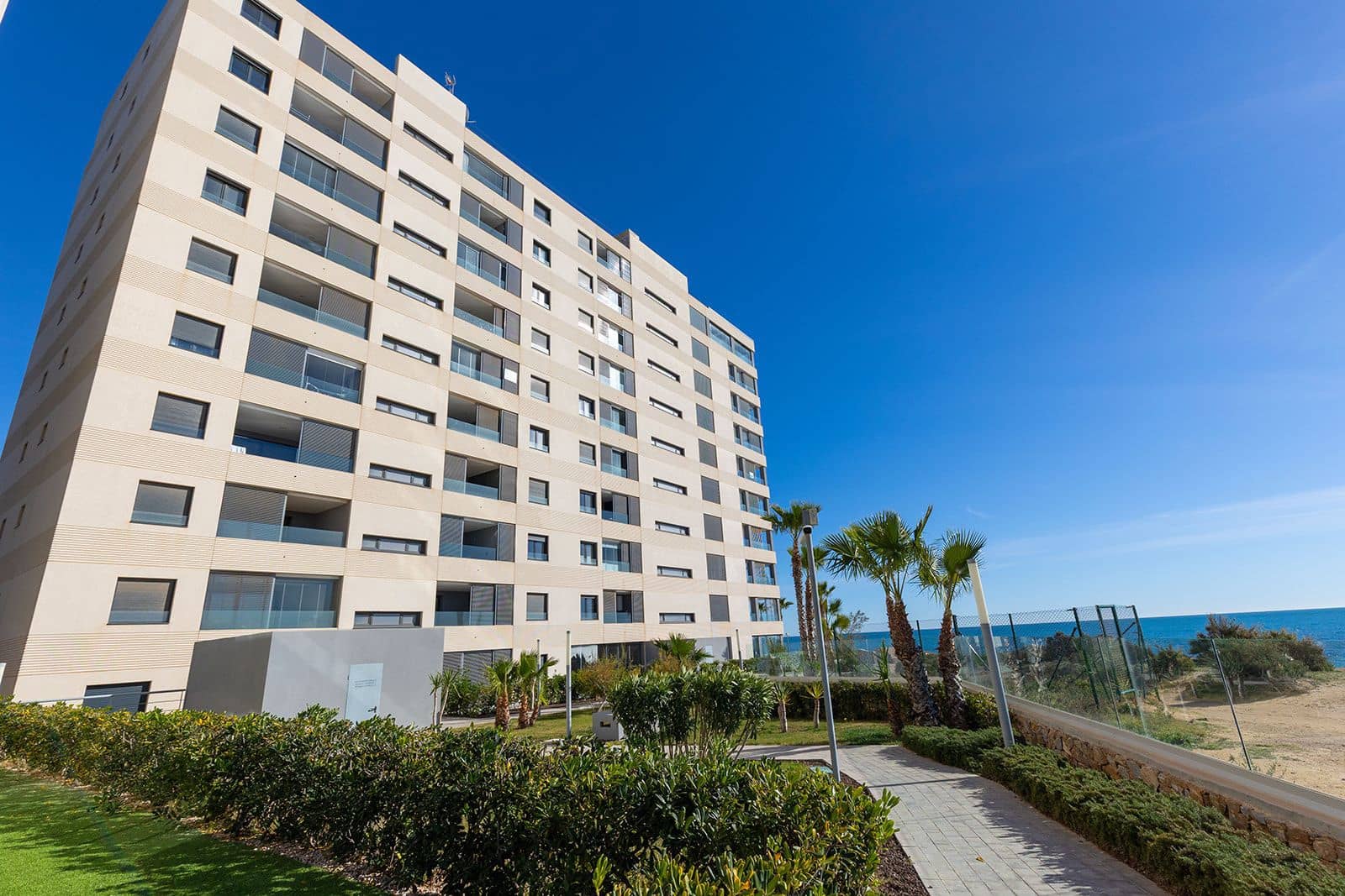 2 bedroom Apartment for sale in Orihuela Costa with pool - € 765,000 (Ref: 9499040)