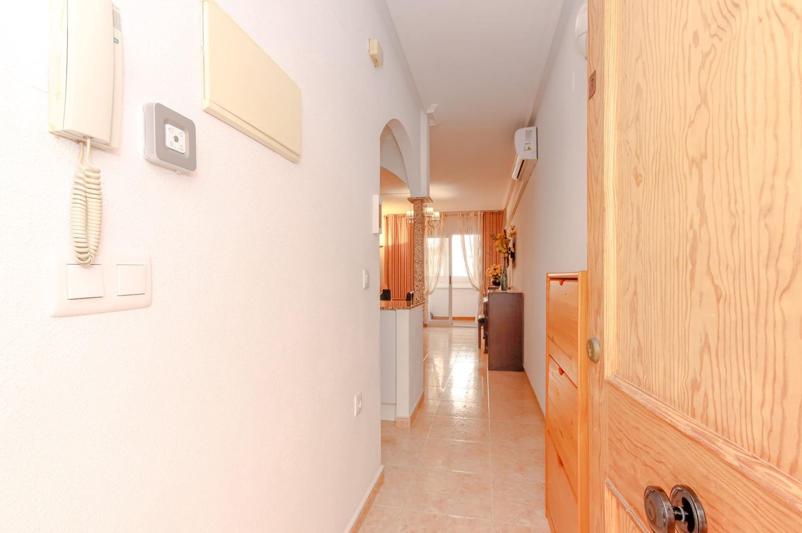 2 slaapkamer Appartement te koop in Torrevieja met zwembad garage - € 127.000 (Ref: 9499774)