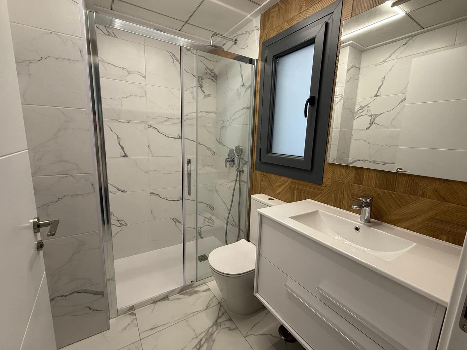 2 sypialnia Apartament na sprzedaż w Torrevieja - 289 900 € (Ref: 9504506)