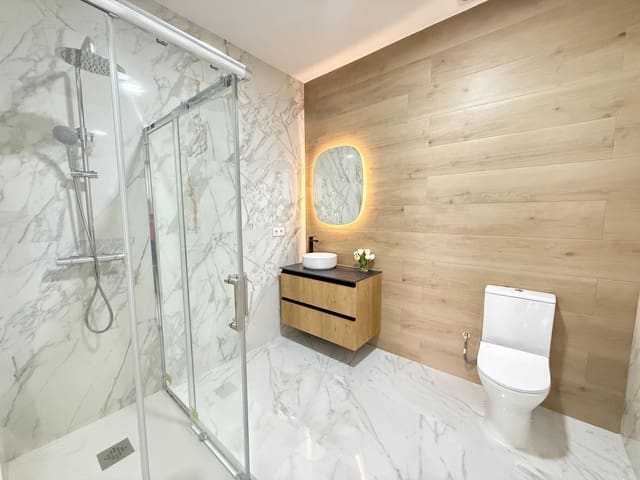 2 bedroom Apartment for sale in Centro, Torrevieja - € 259,000 (Ref: 9504509)