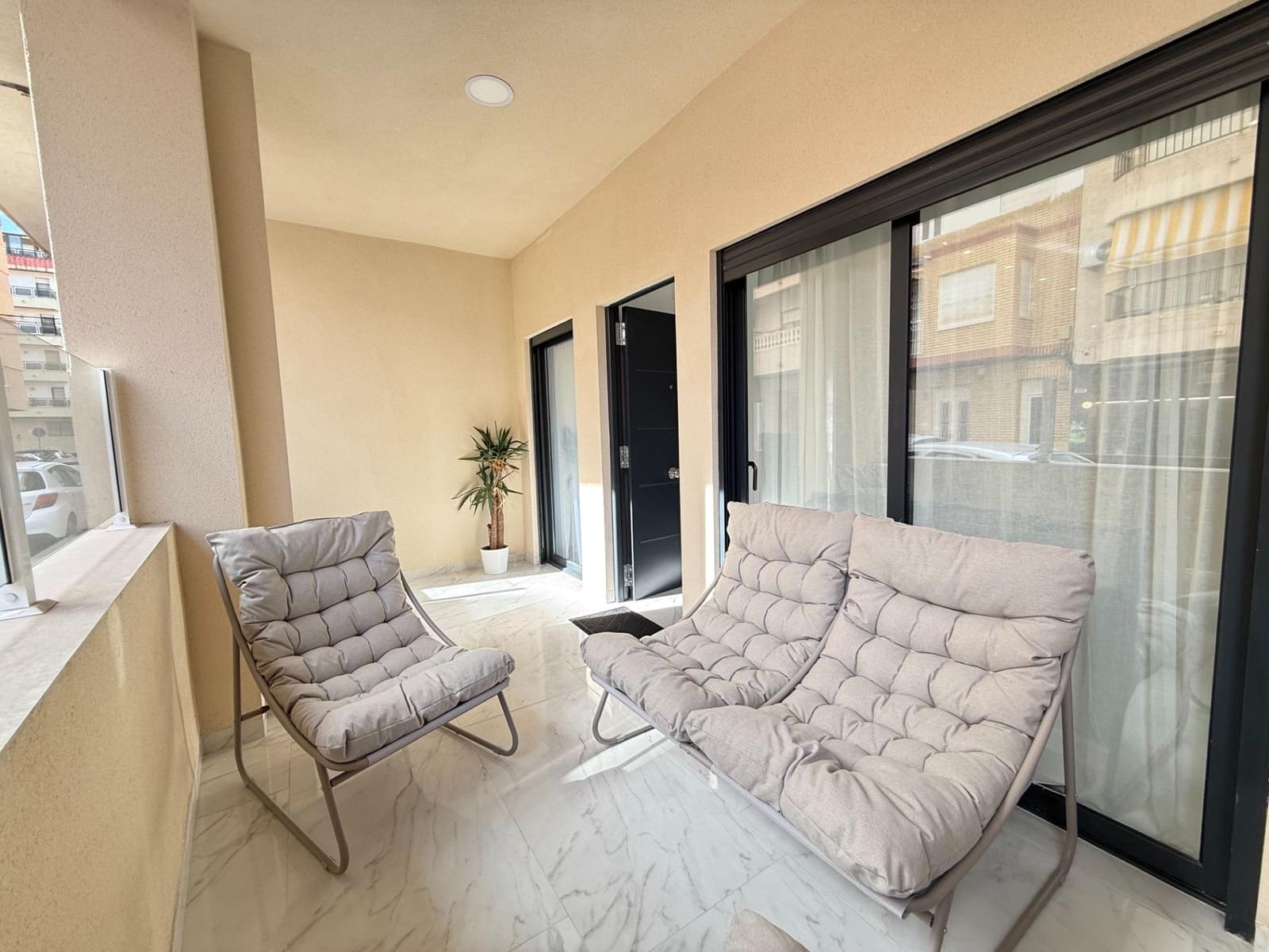 2 bedroom Apartment for sale in Torrevieja - € 259,000 (Ref: 9504509)