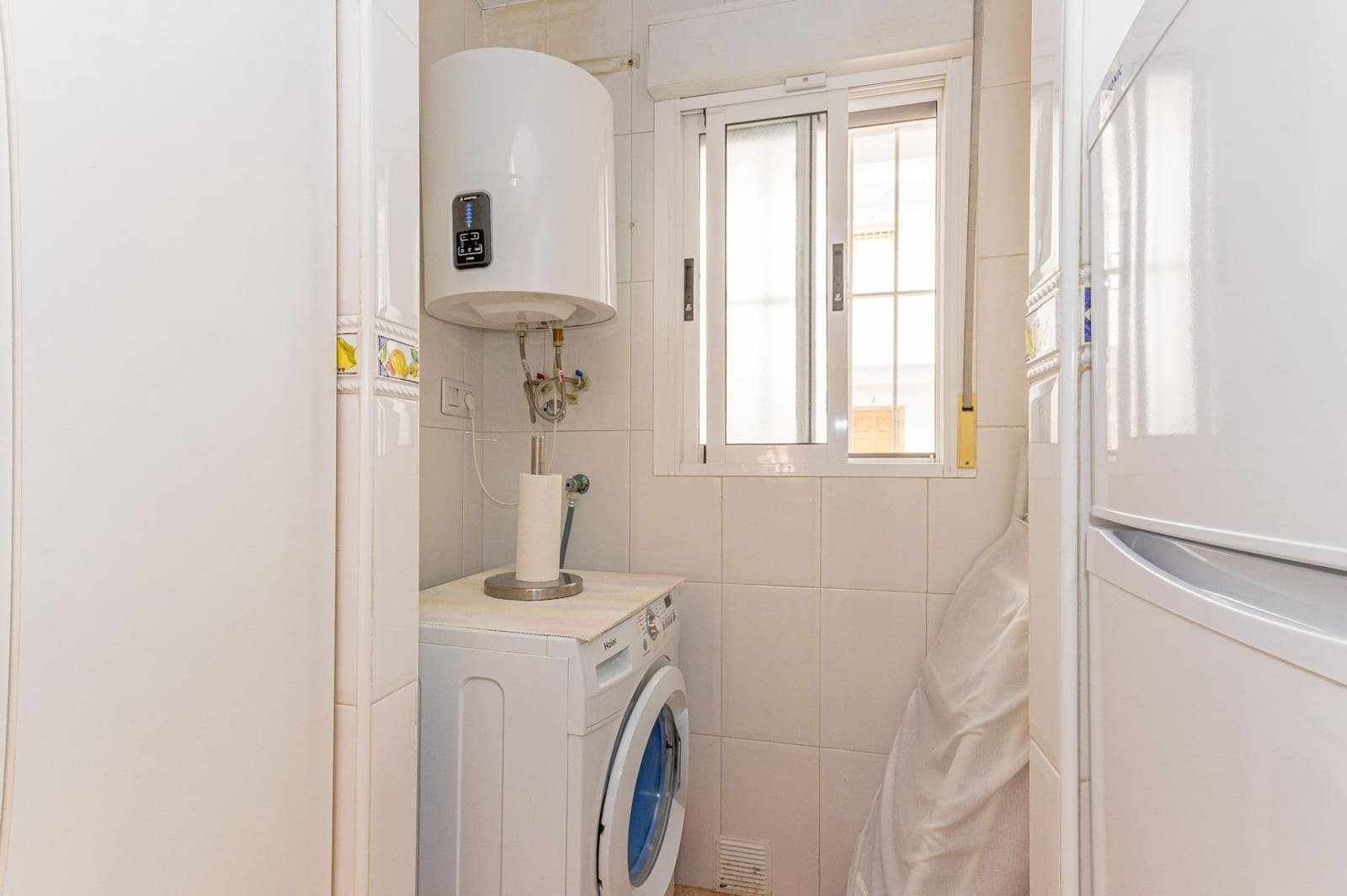 2 sypialnia Apartament na sprzedaż w Torrevieja z basenem garażem - 127 000 € (Ref: 9527875)