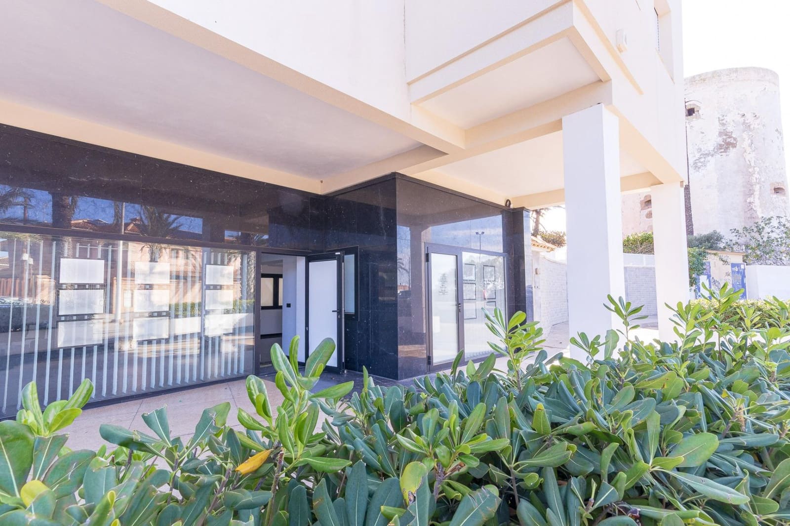 1 soverom Kommersiell til leie i Cabo Roig - € 1 500 (Ref: 9527876)