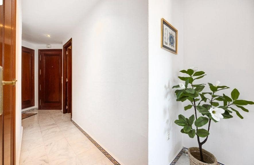 2 quarto Apartamento para venda em Torrevieja com piscina - 275 000 € (Ref: 9533971)