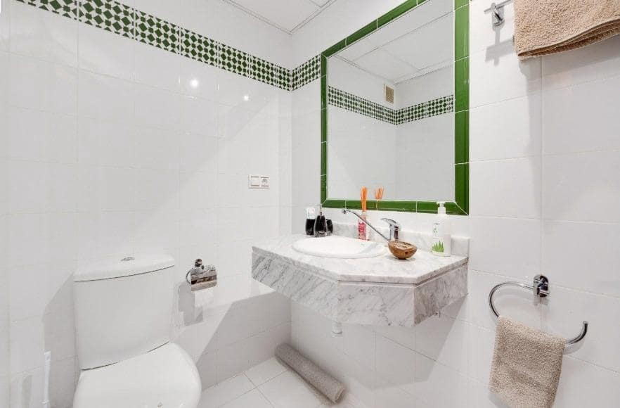 2 quarto Apartamento para venda em Torrevieja com piscina - 275 000 € (Ref: 9533971)