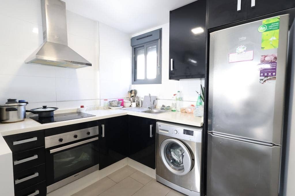 Apartamento de 2 habitaciones en La Zenia en venta con piscina garaje - 289.000 € (Ref: 9533973)