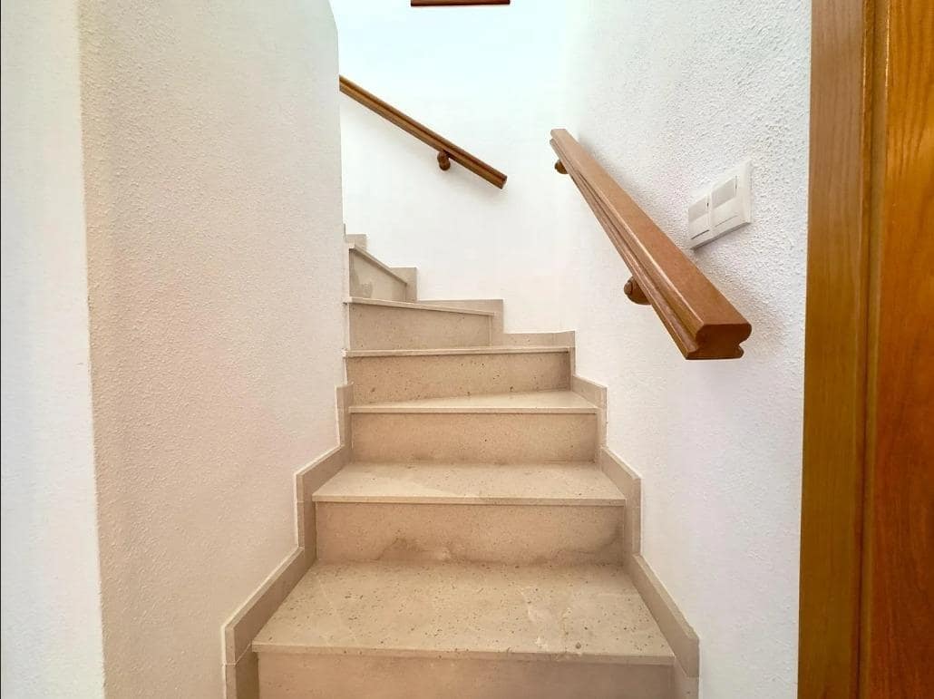 2 makuuhuone Bungalow myytävänä paikassa Playa Flamenca mukana uima-altaan - 265 000 € (Ref: 9536857)