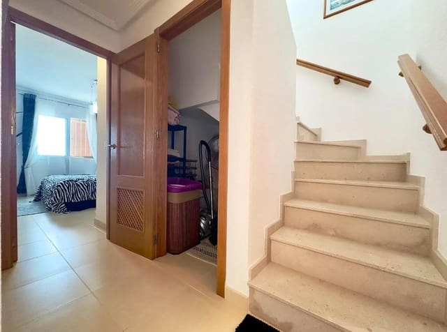 2 makuuhuone Bungalow myytävänä paikassa Playa Flamenca, Orihuela mukana uima-altaan - 265 000 € (Ref: 9536857)