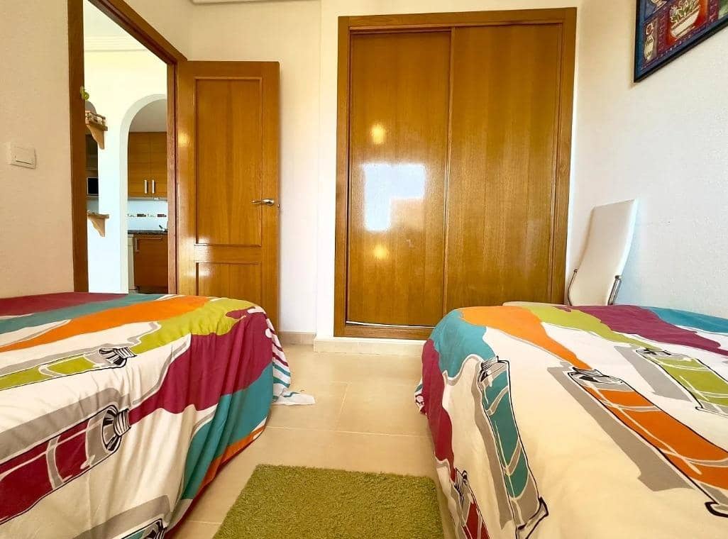 2 makuuhuone Bungalow myytävänä paikassa Playa Flamenca mukana uima-altaan - 265 000 € (Ref: 9536857)