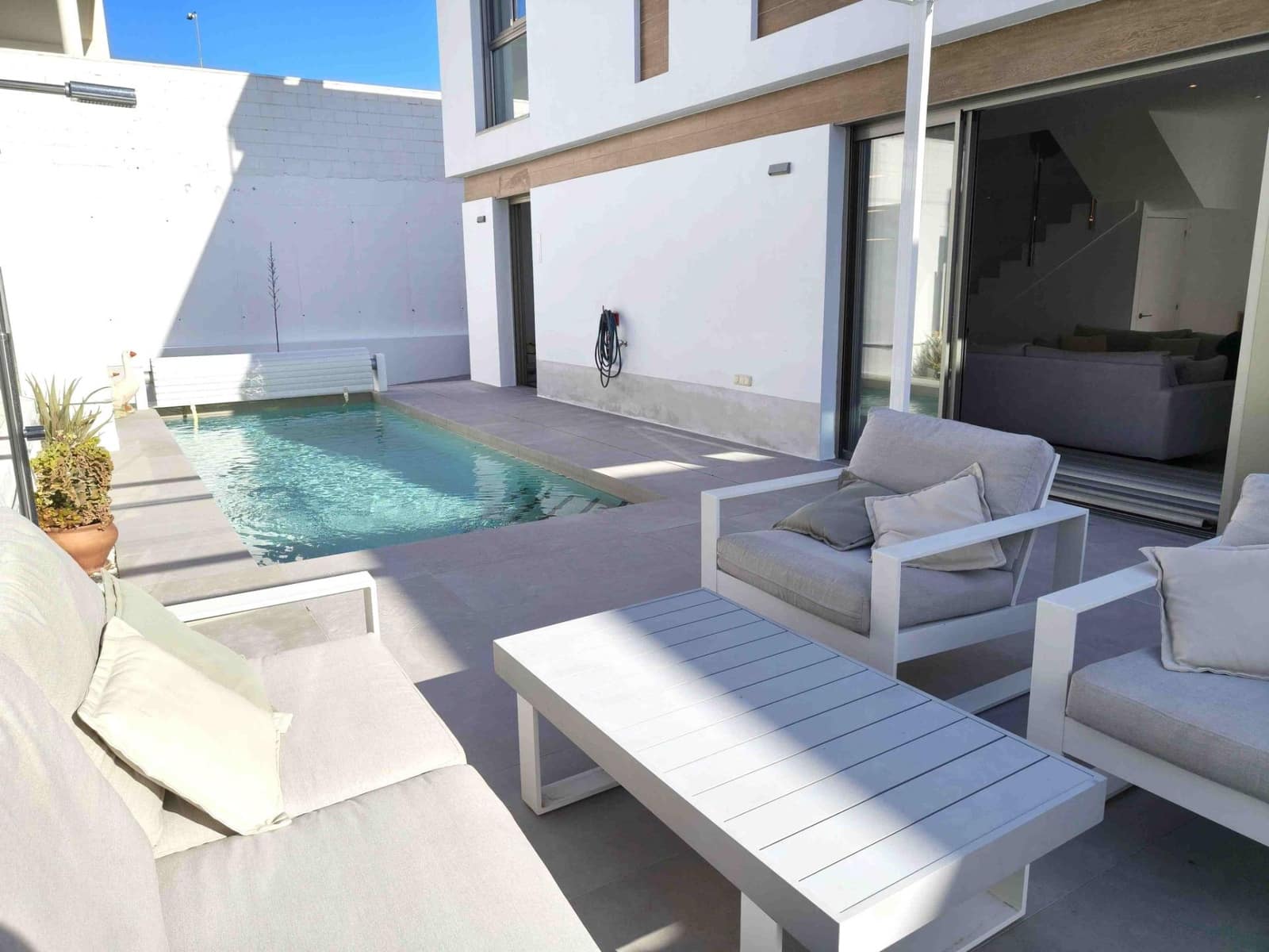 Chalet de 4 habitaciones en Los Altos en venta con piscina - 399.000 € (Ref: 9536860)