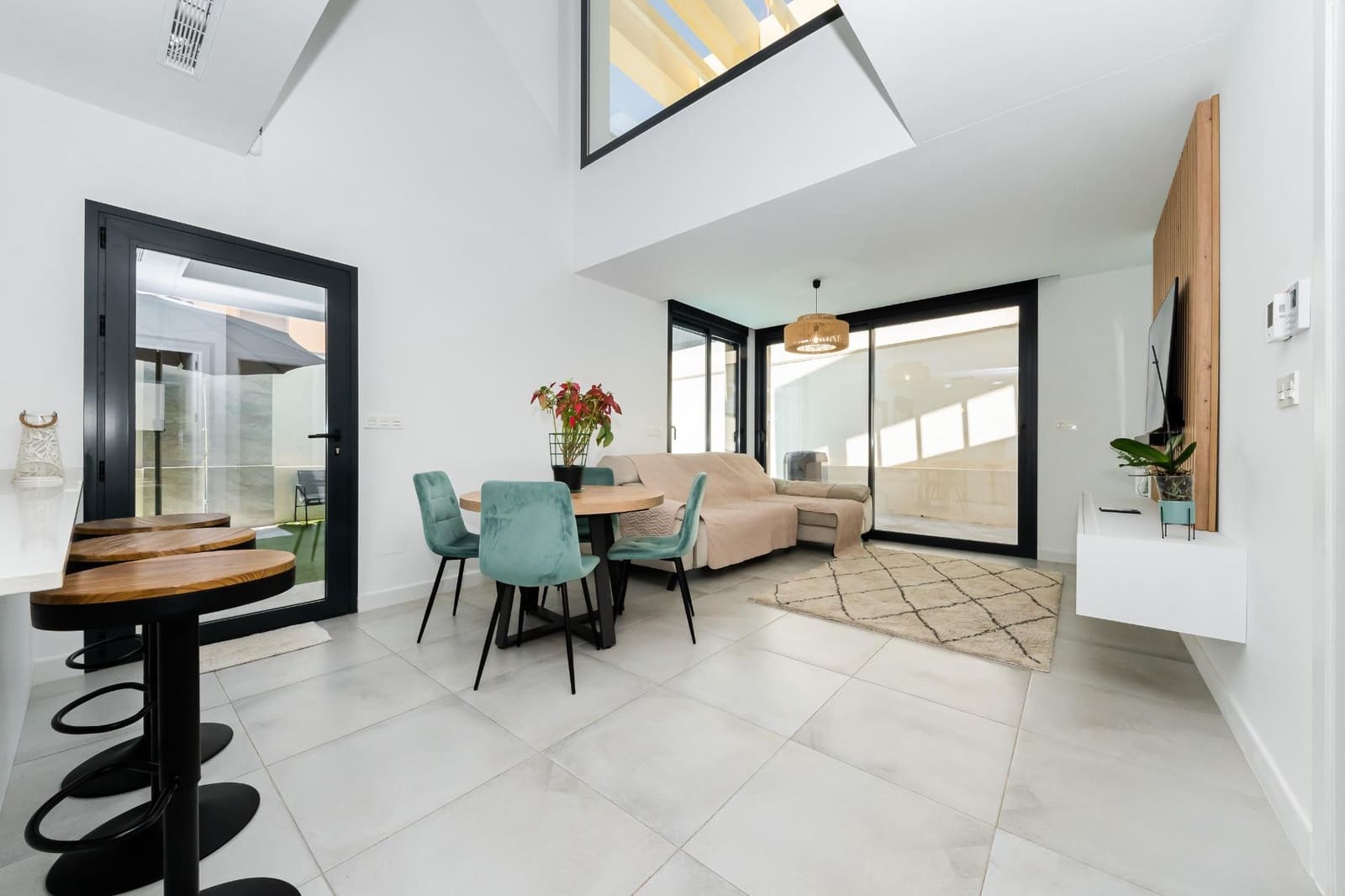 3 sypialnia Willa na sprzedaż w Los Montesinos z basenem garażem - 449 000 € (Ref: 9536862)