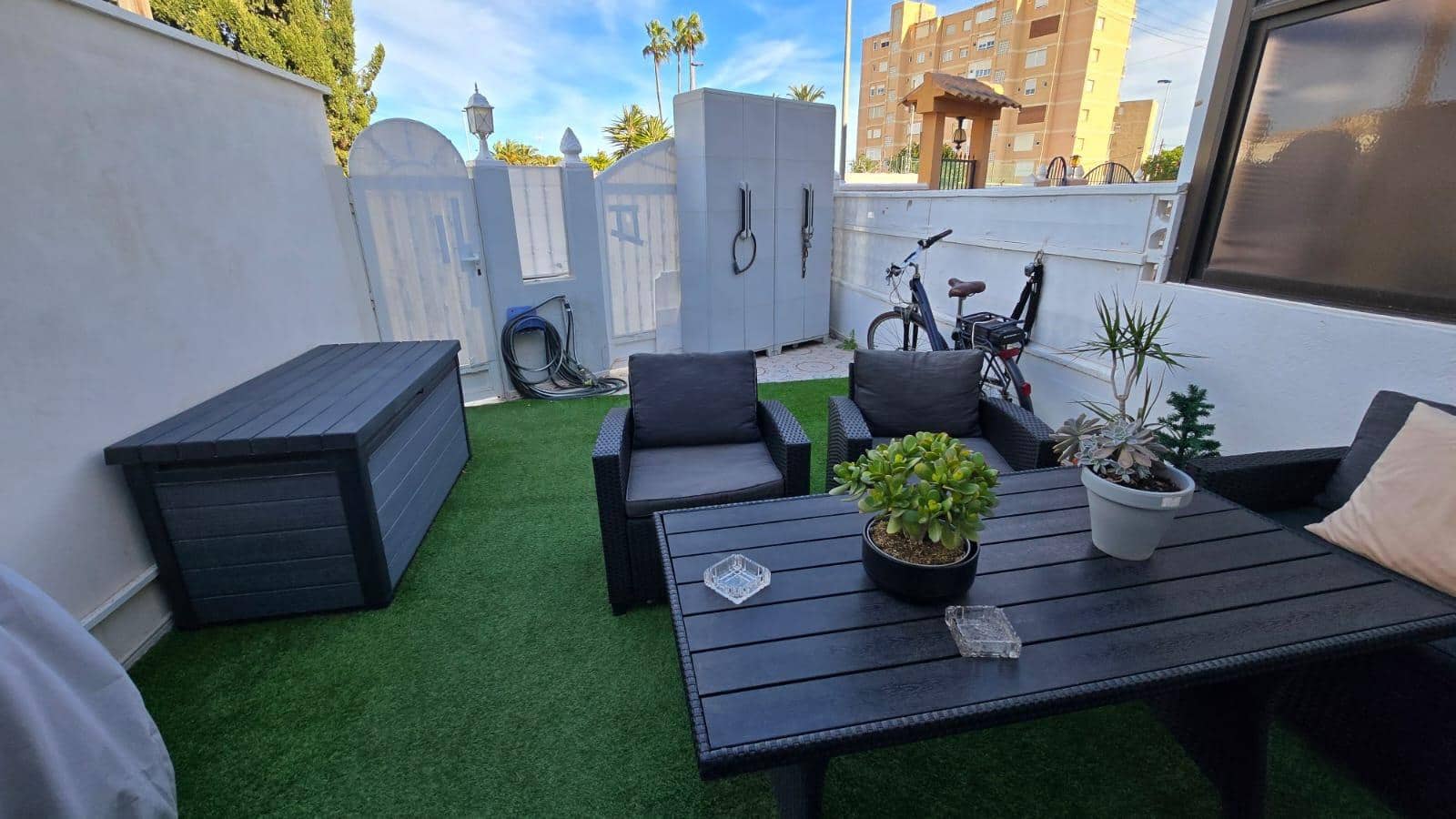 2 Zimmer Reihenhaus zu verkaufen in Torrevieja - 165.000 € (Ref: 9536864)