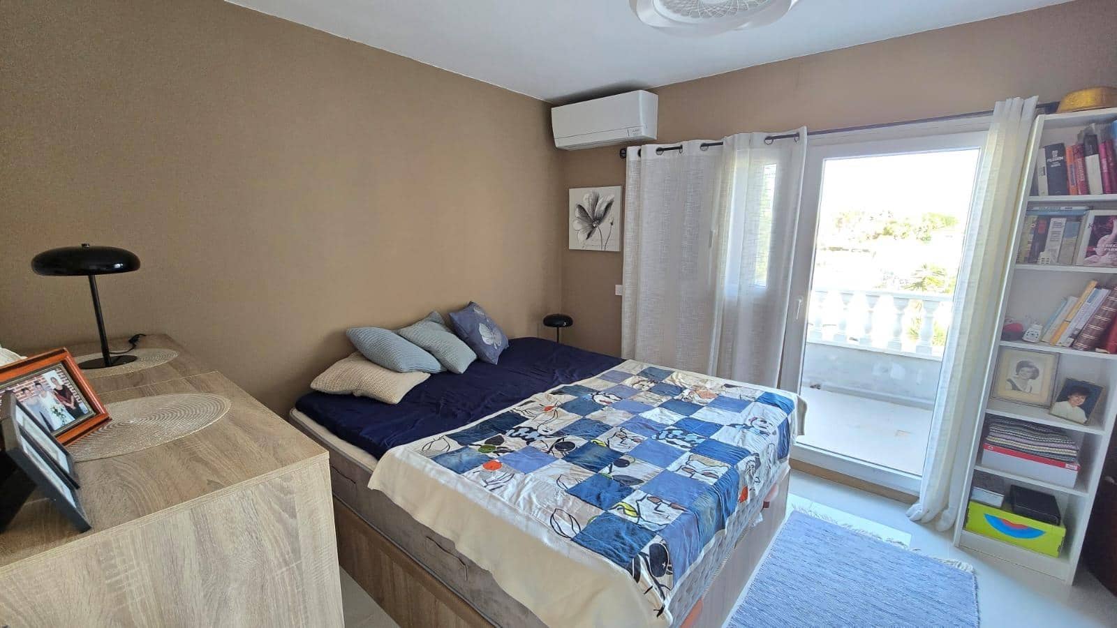 2 Zimmer Reihenhaus zu verkaufen in Torrevieja - 165.000 € (Ref: 9536864)