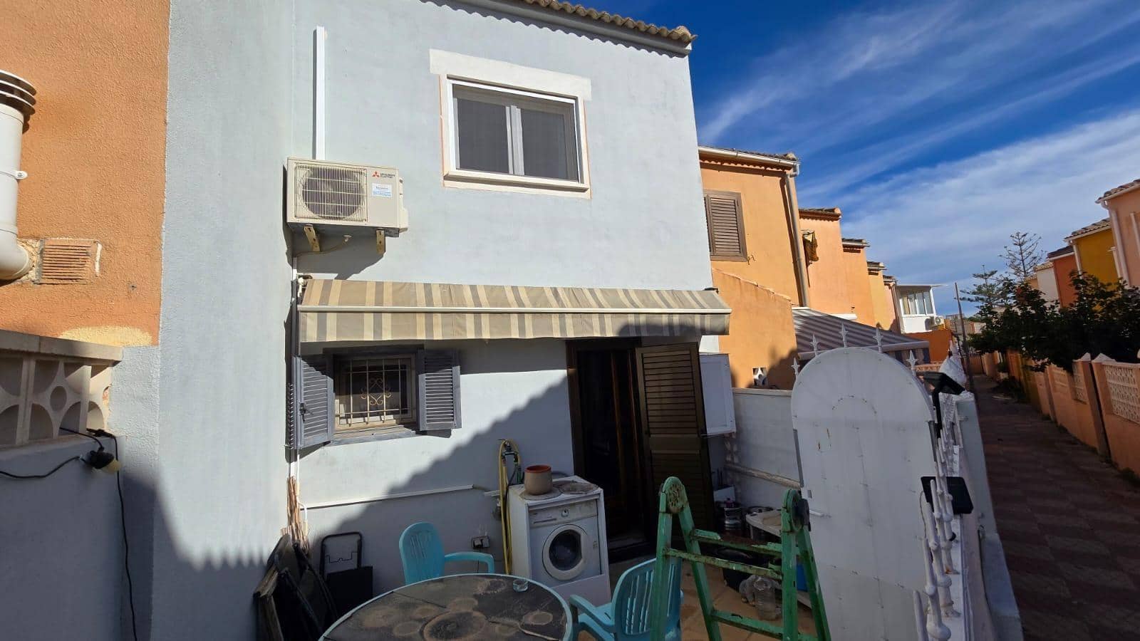 2 Zimmer Reihenhaus zu verkaufen in Torrevieja - 165.000 € (Ref: 9536864)