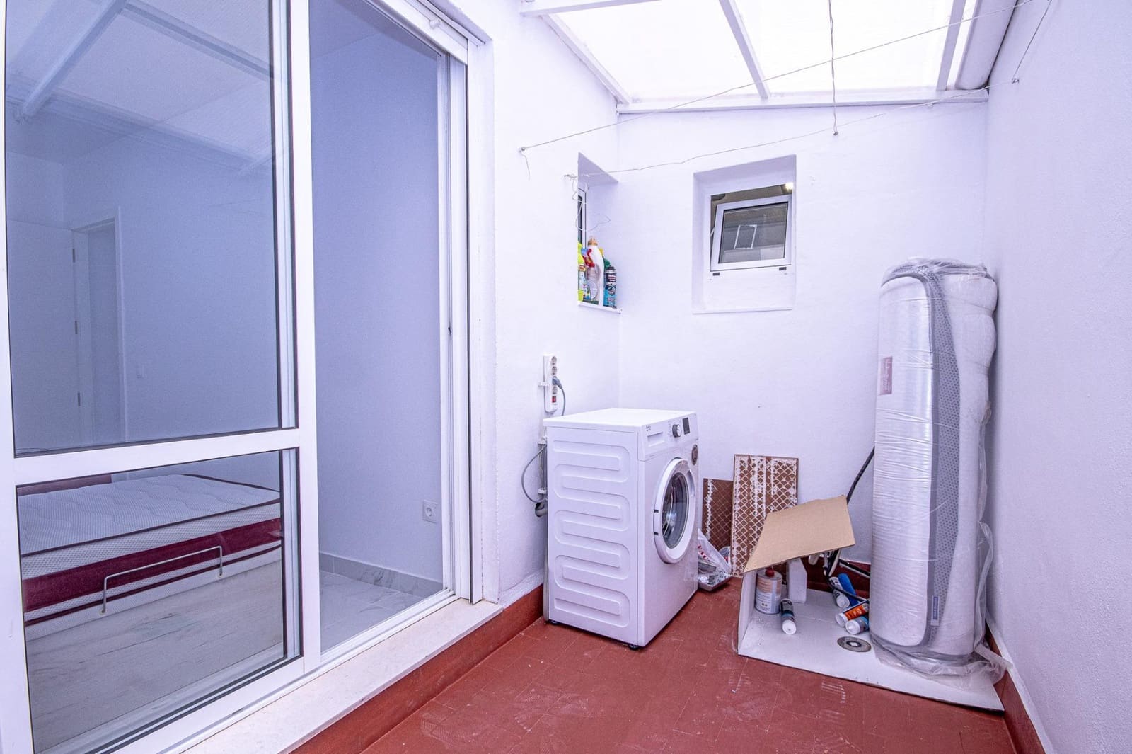 Apartamento de 2 habitaciones en Torrevieja en venta con piscina - 144.500 € (Ref: 9556067)