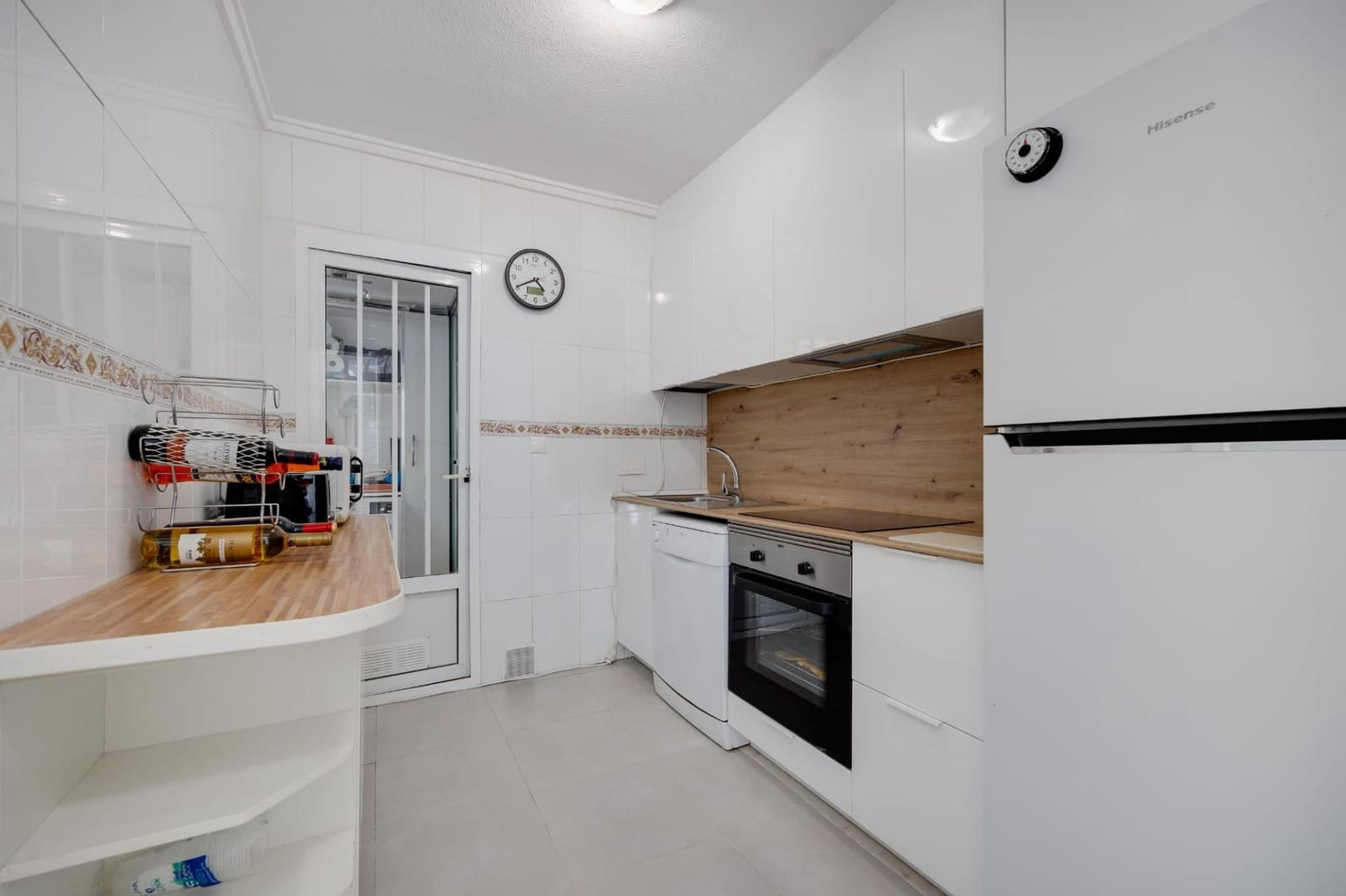 3 makuuhuone Bungalow myytävänä paikassa La Florida mukana uima-altaan - 169 000 € (Ref: 9556069)