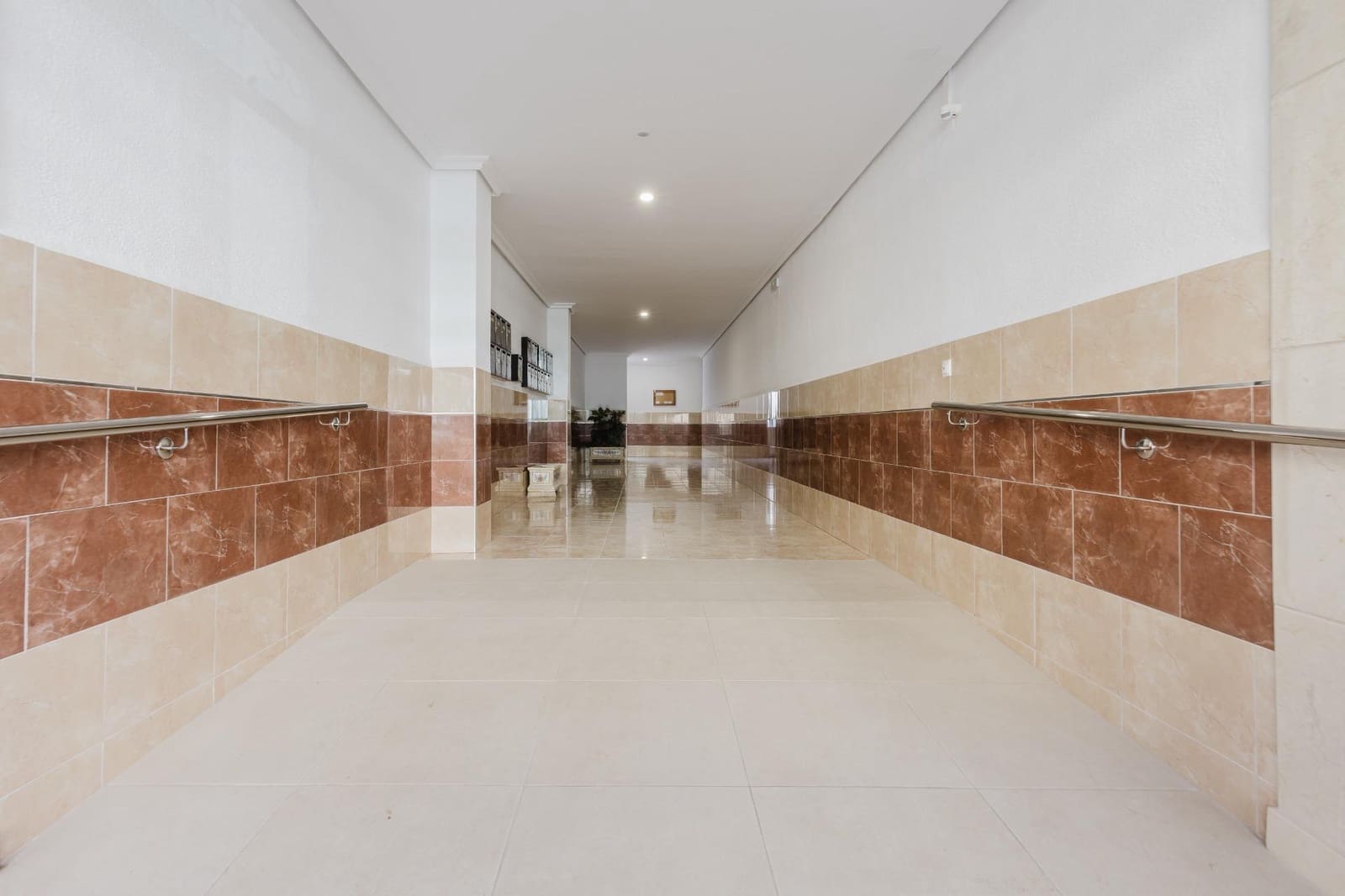 2 makuuhuone Huoneisto myytävänä paikassa Torrevieja - 159 990 € (Ref: 9558705)