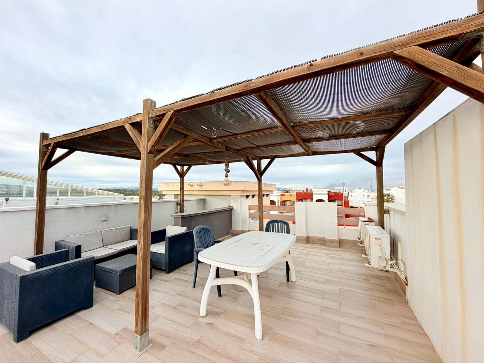 2 quarto Bungalow para venda em La Florida com piscina - 178 000 € (Ref: 9558706)