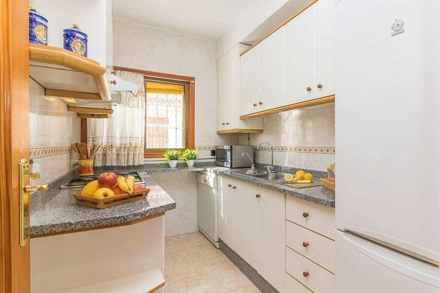 3 chambre Villa/Maison Mitoyenne à vendre à La Zenia avec piscine - 239 000 € (Ref: 9558713)