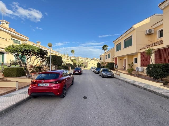 2 camera da letto Villetta a Schiera in vendita in Lomas de Campoamor - Las Ramblas, Orihuela con piscina - 249.900 € (Rif: 9578952)