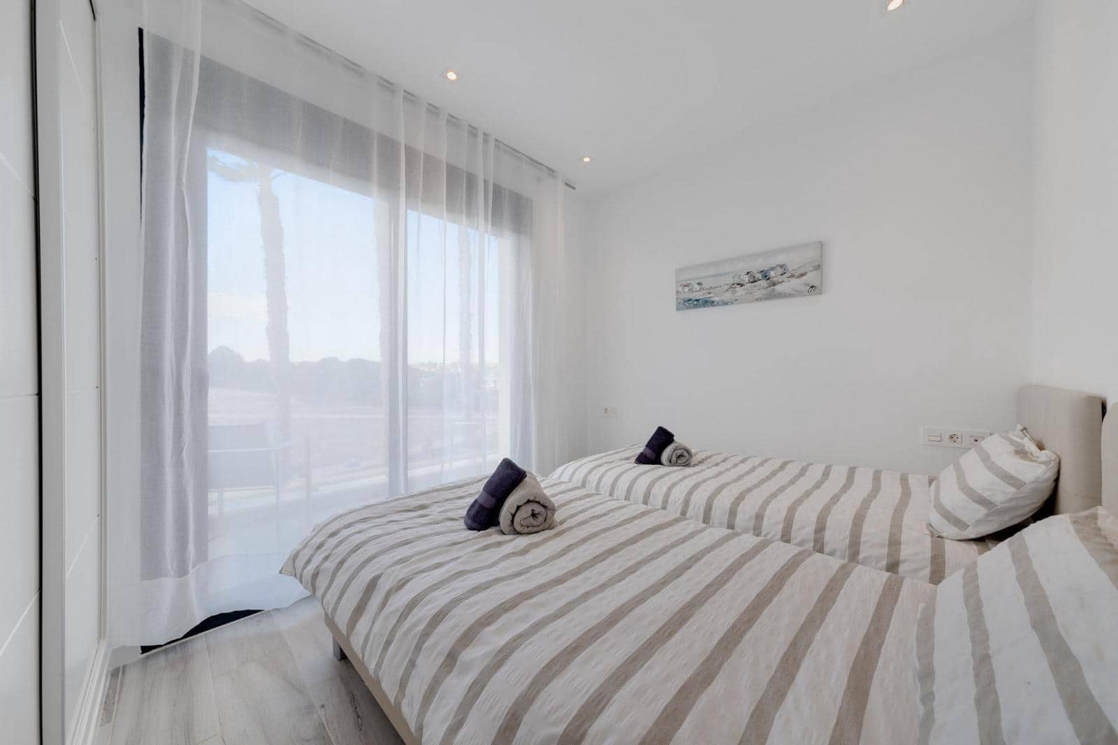 3 Zimmer Villa zu verkaufen in Orihuela Costa mit Pool - 470.000 € (Ref: 9578953)